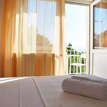 Duce 946a Apartamento *